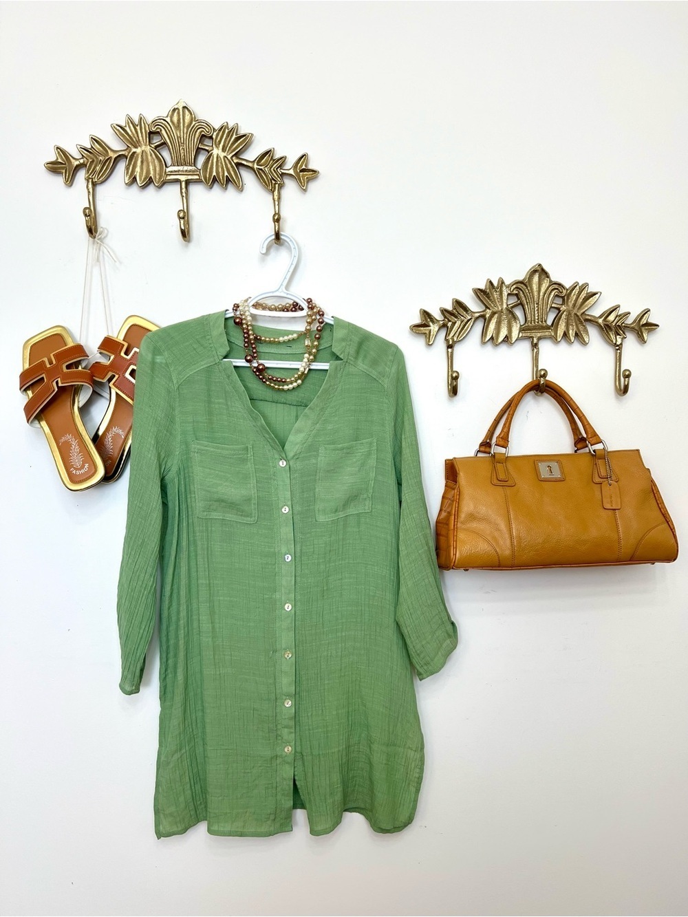 Green Button-Front Tunic Shirt M ptp 21” l 33”